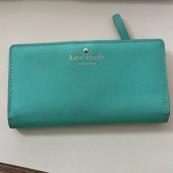 Kate Spade Wallet - Picture 1 of 3